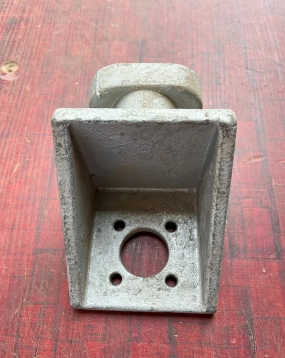 Shipping container corner lock, view 5